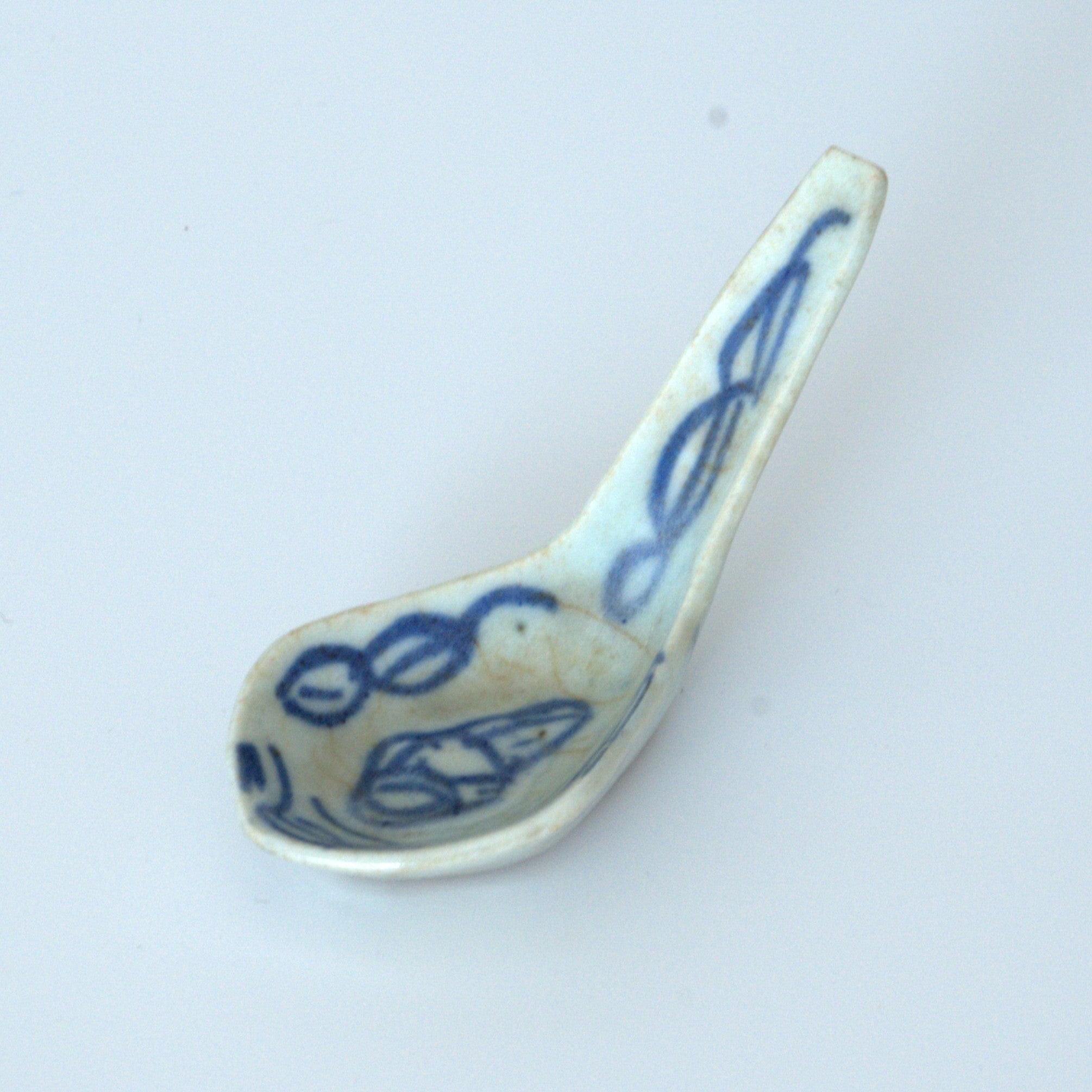 青花絡枝蓮文レンゲ②