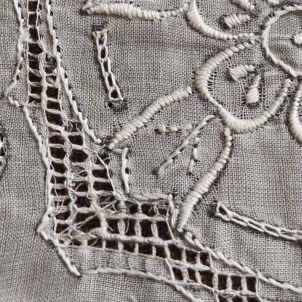 汕頭刺繍敷布①