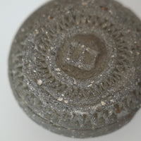 磚製麻鼓蓋置①小