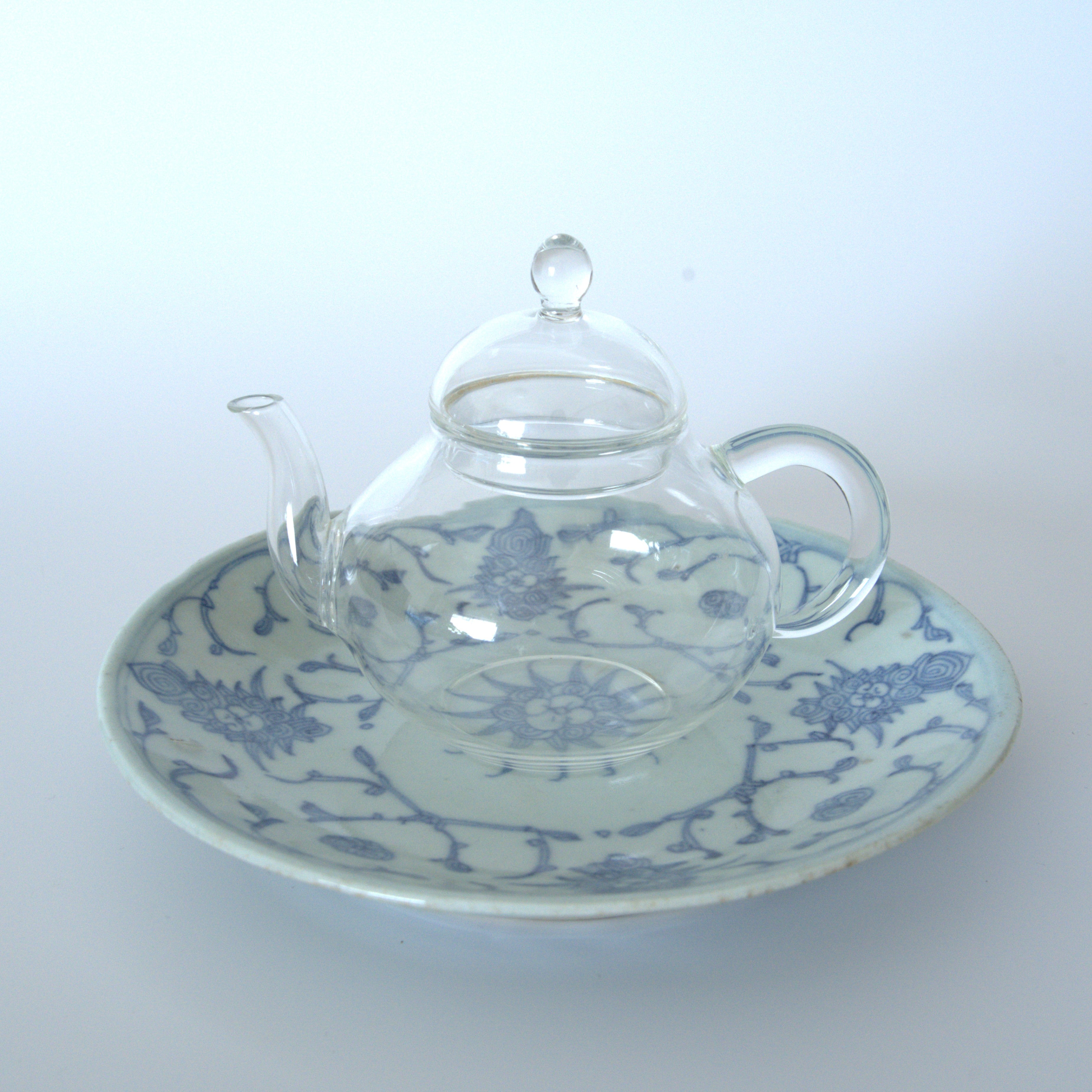 青花絡枝蓮文皿大