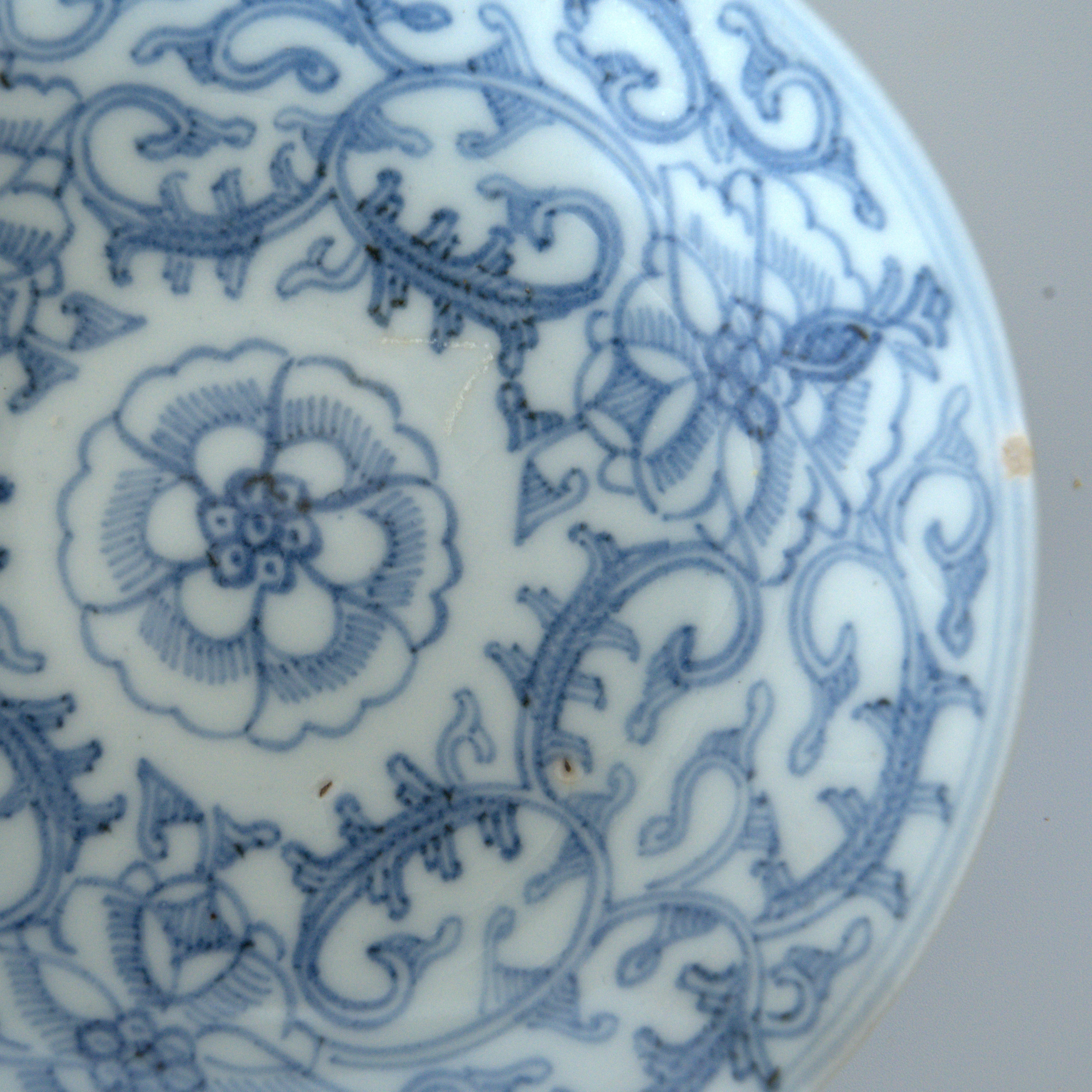 青花蝶恋花文皿③