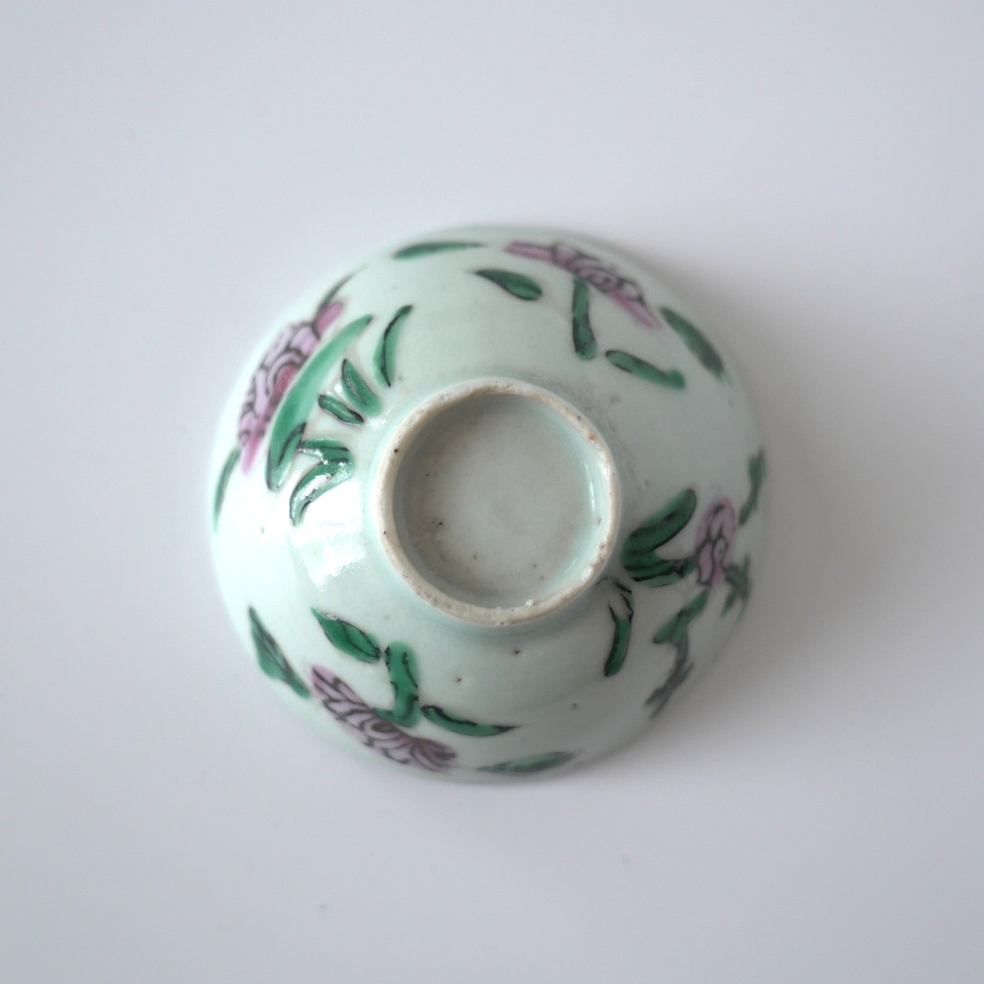 粉彩四季花文茶杯⑤