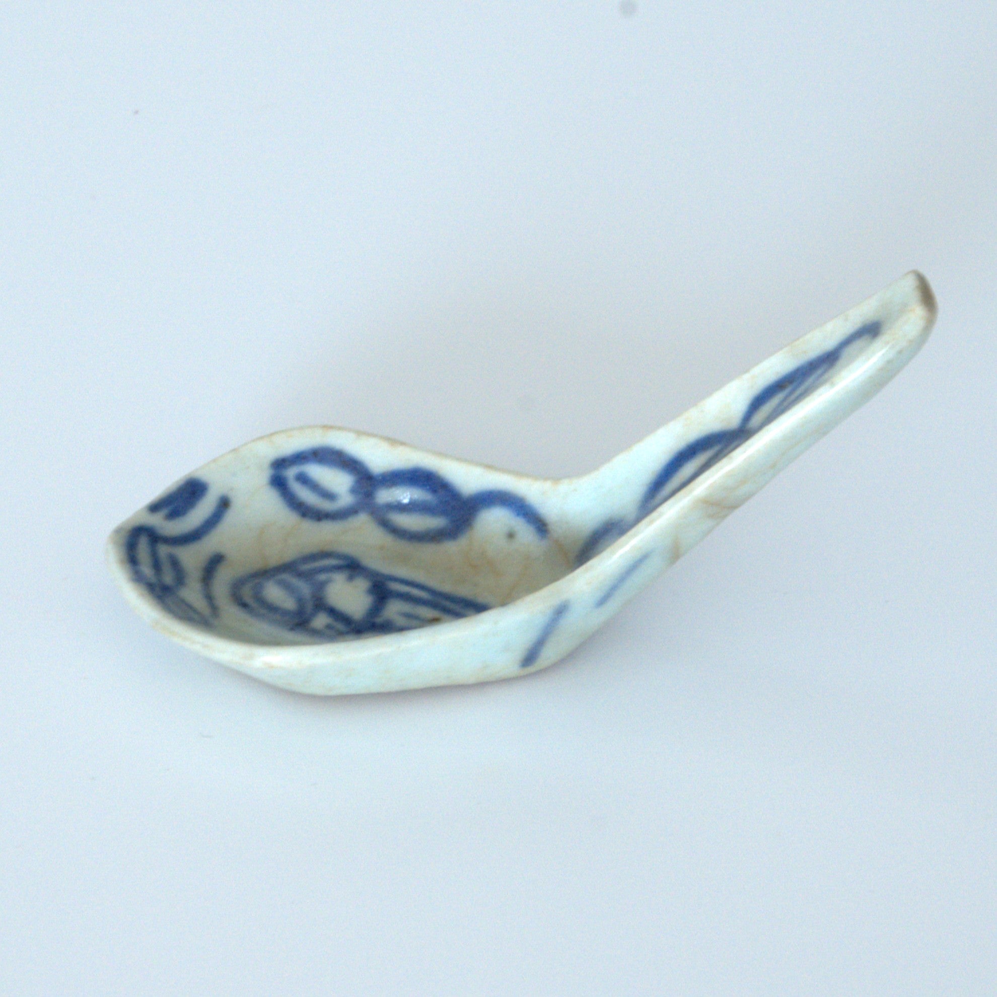 青花絡枝蓮文レンゲ②