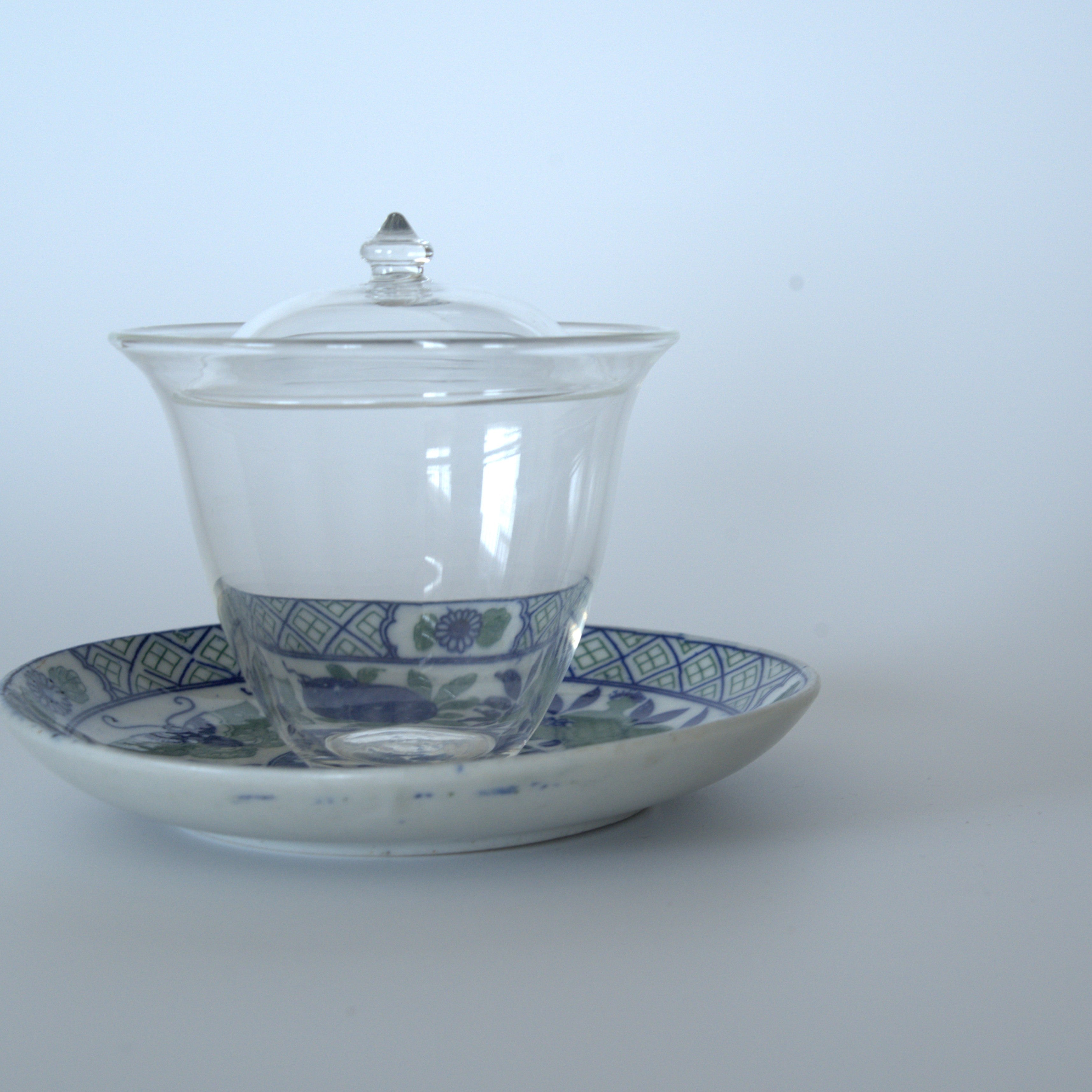 粉彩花蝶福寿文皿