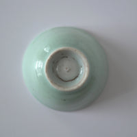 豆青釉茶杯①