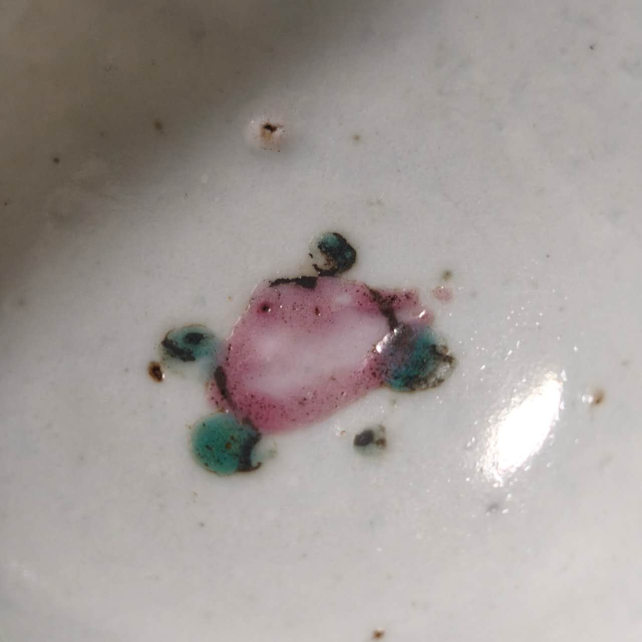 粉彩四季花文茶杯⑤