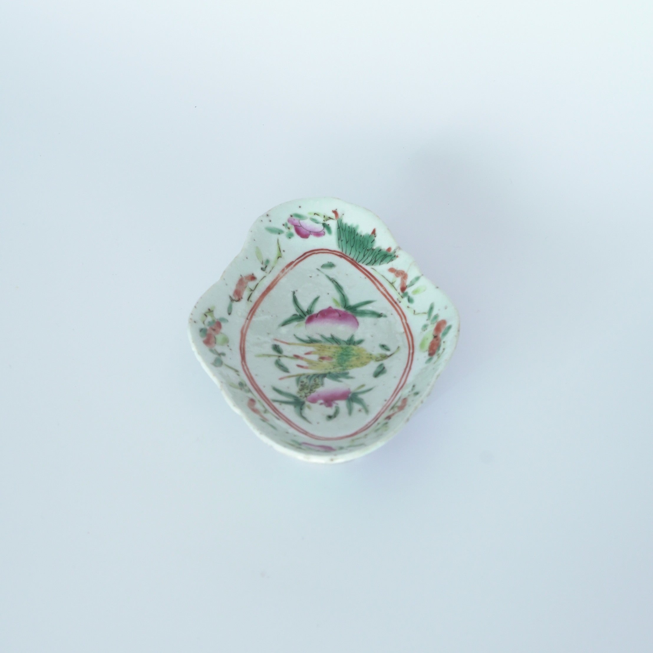 粉彩三多文高台皿②小