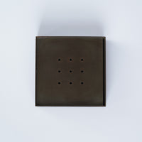 銅製正方壺承小