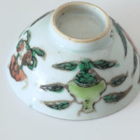 粉彩七宝三多文茶杯⑦