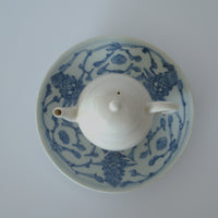 青花絡枝蓮文皿②