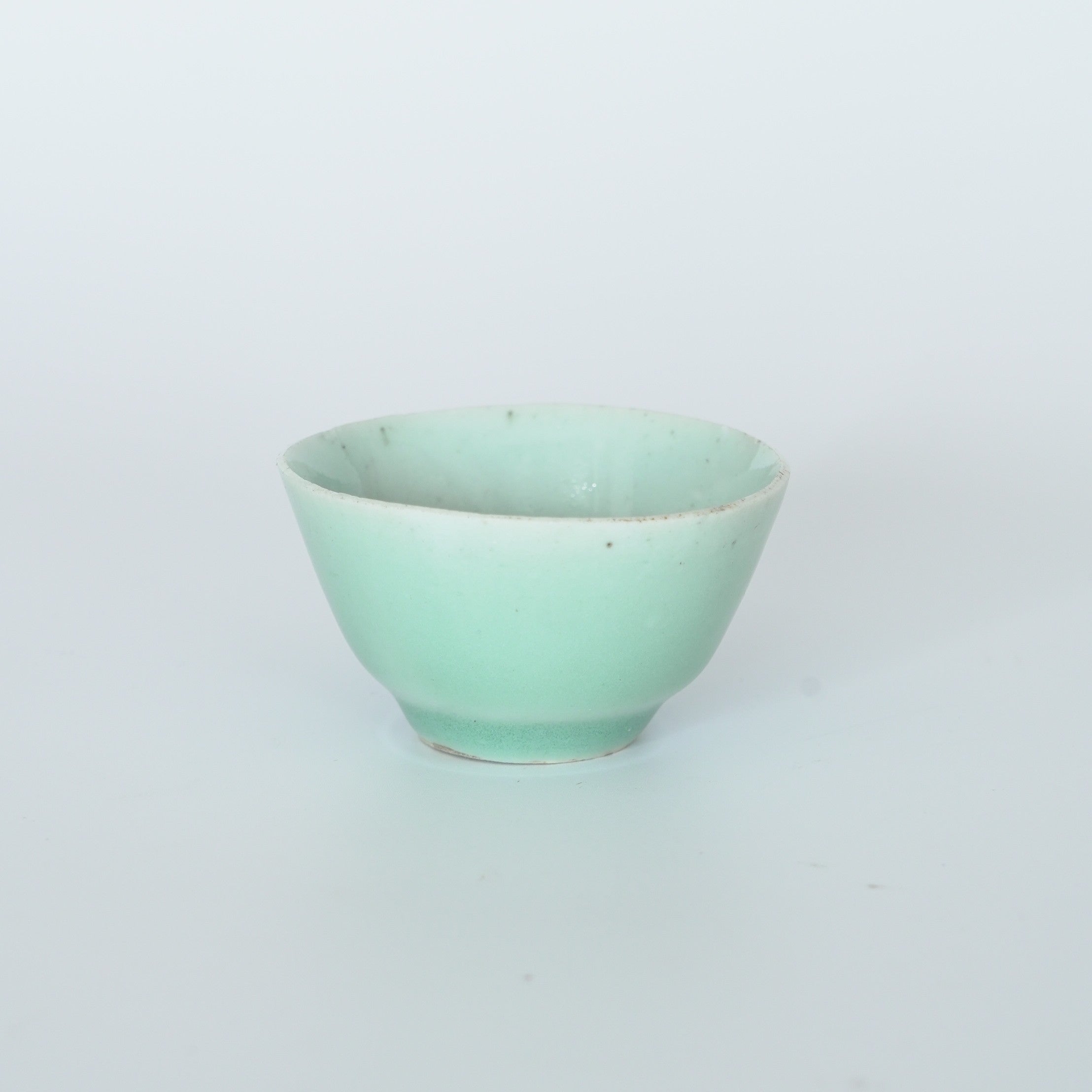 豆青釉茶杯⑥