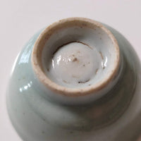 豆青釉茶杯①