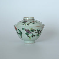 粉彩四季花文蓋碗①