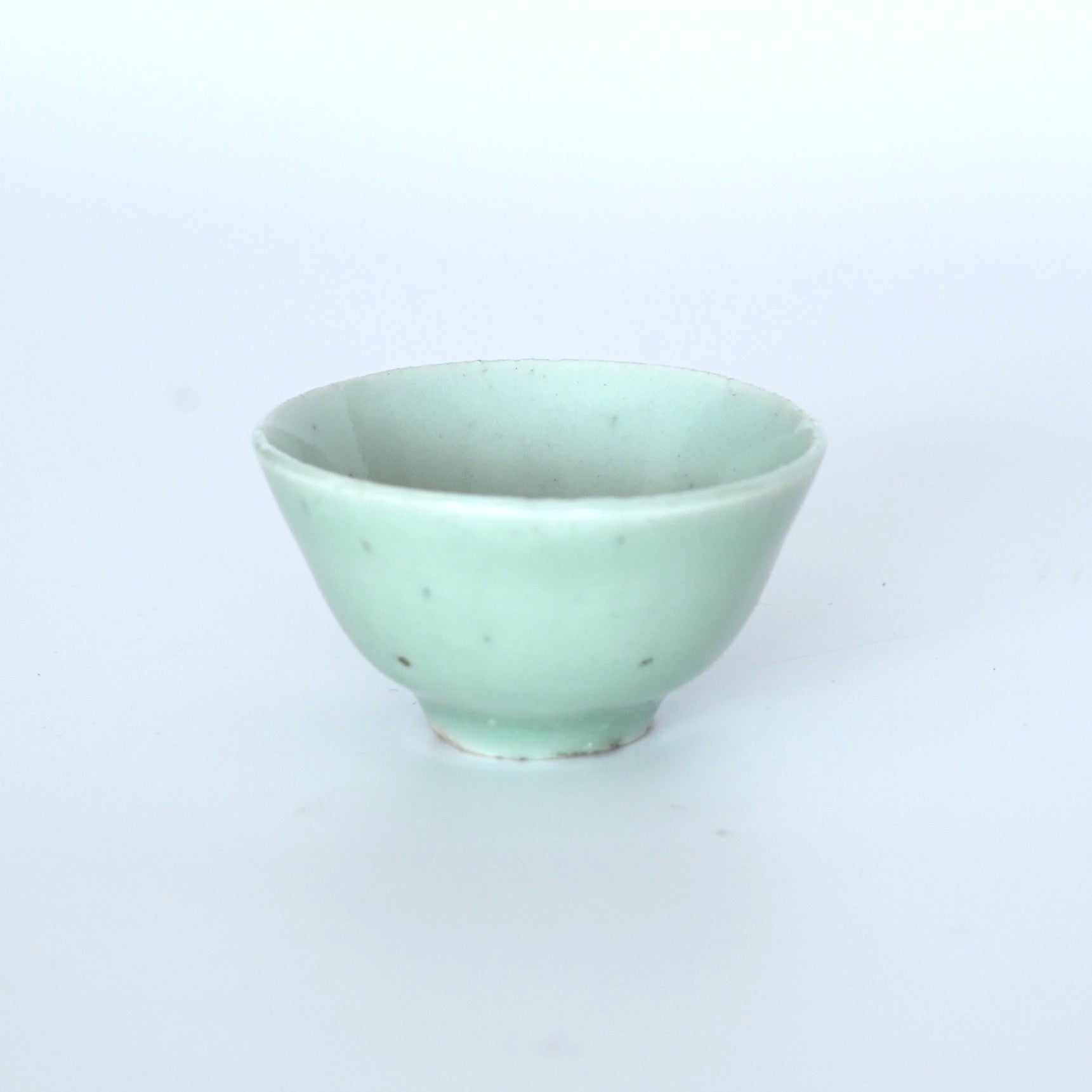豆青釉茶杯⑦