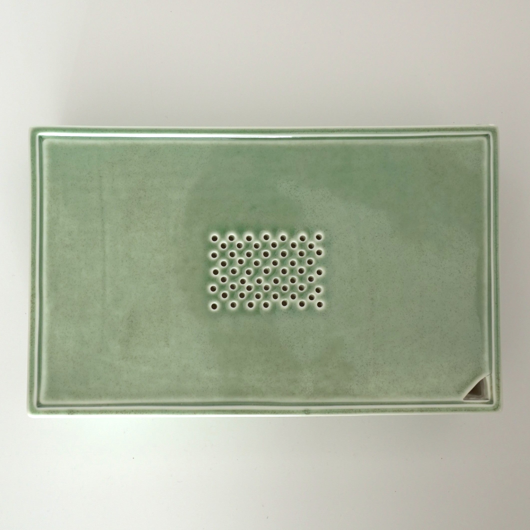 長方窯変茶盤③錆青磁色