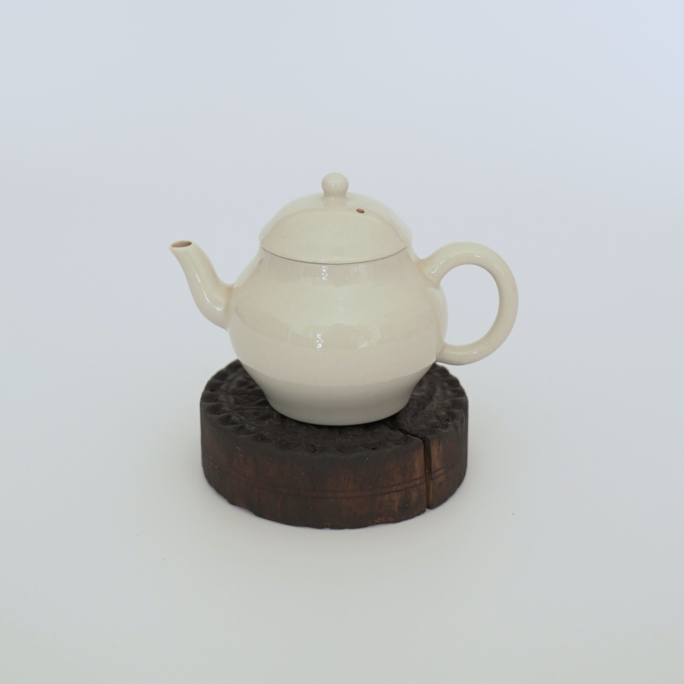 老木彫月宮玉兎文蓋置②