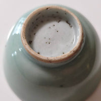 豆青釉茶杯⑧