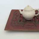 赤漆人物牡丹文壺承②