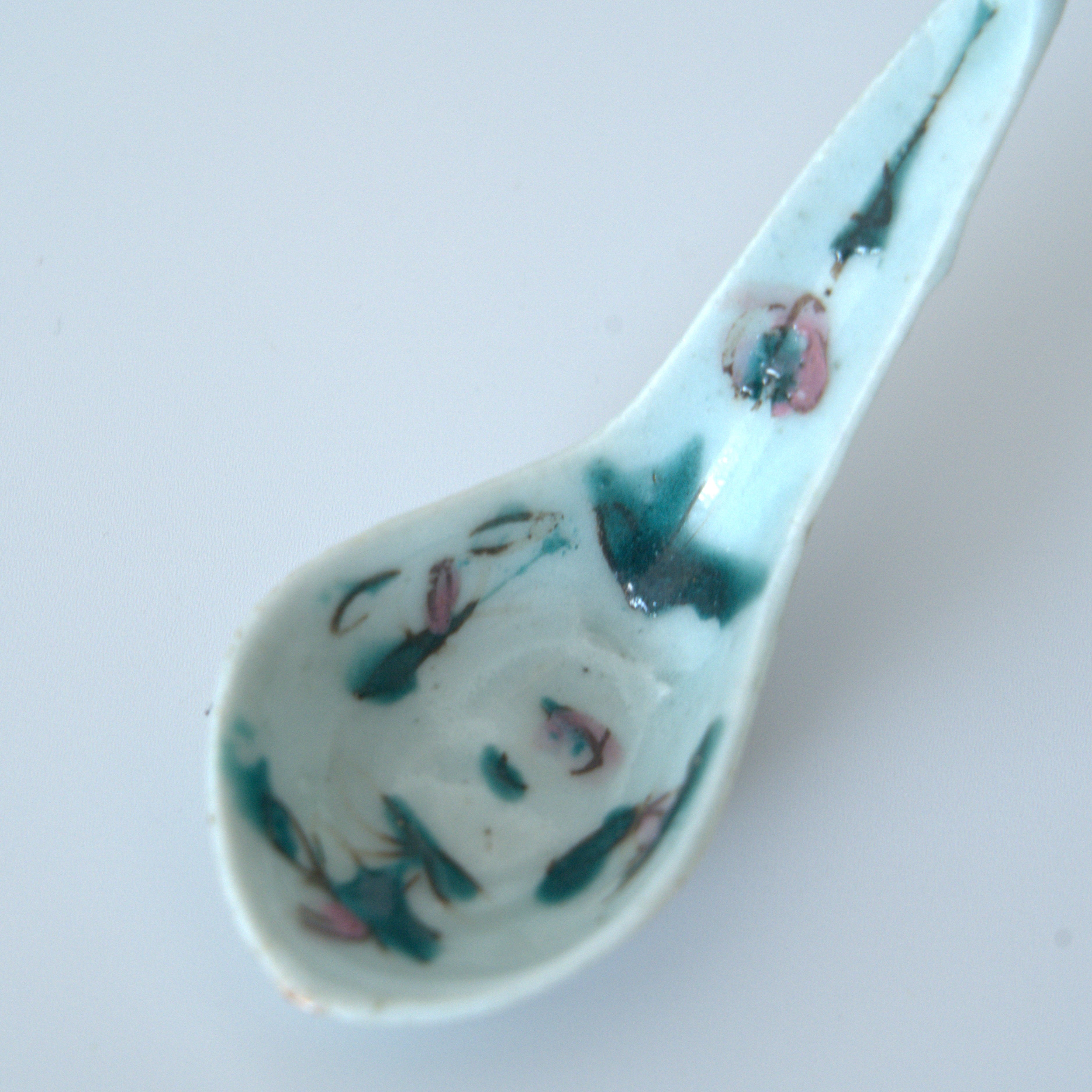 粉彩四季花文レンゲ②