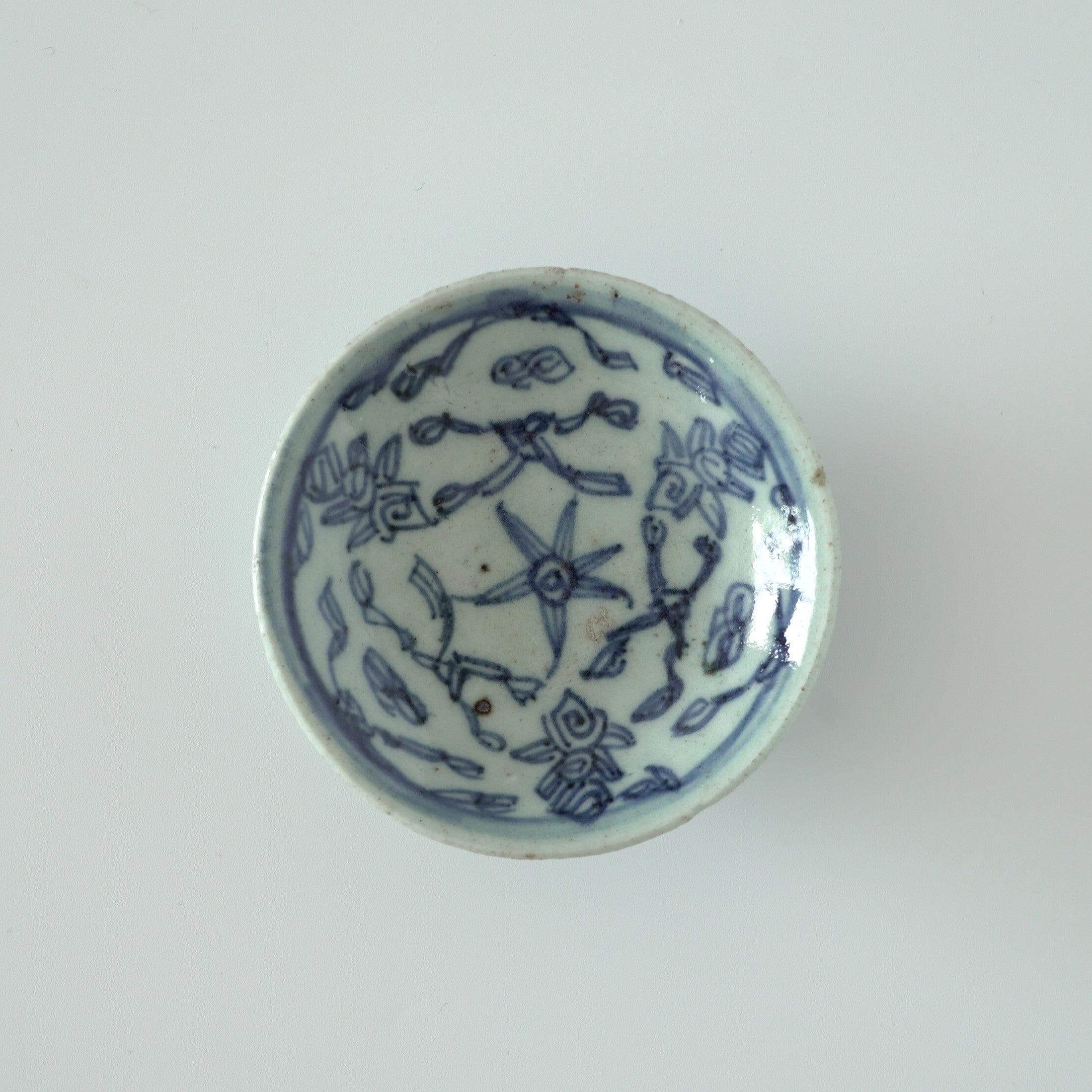 青花絡枝蓮文豆皿④