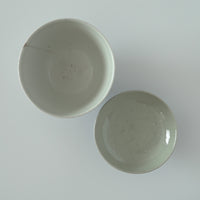 青花山水図蓋碗