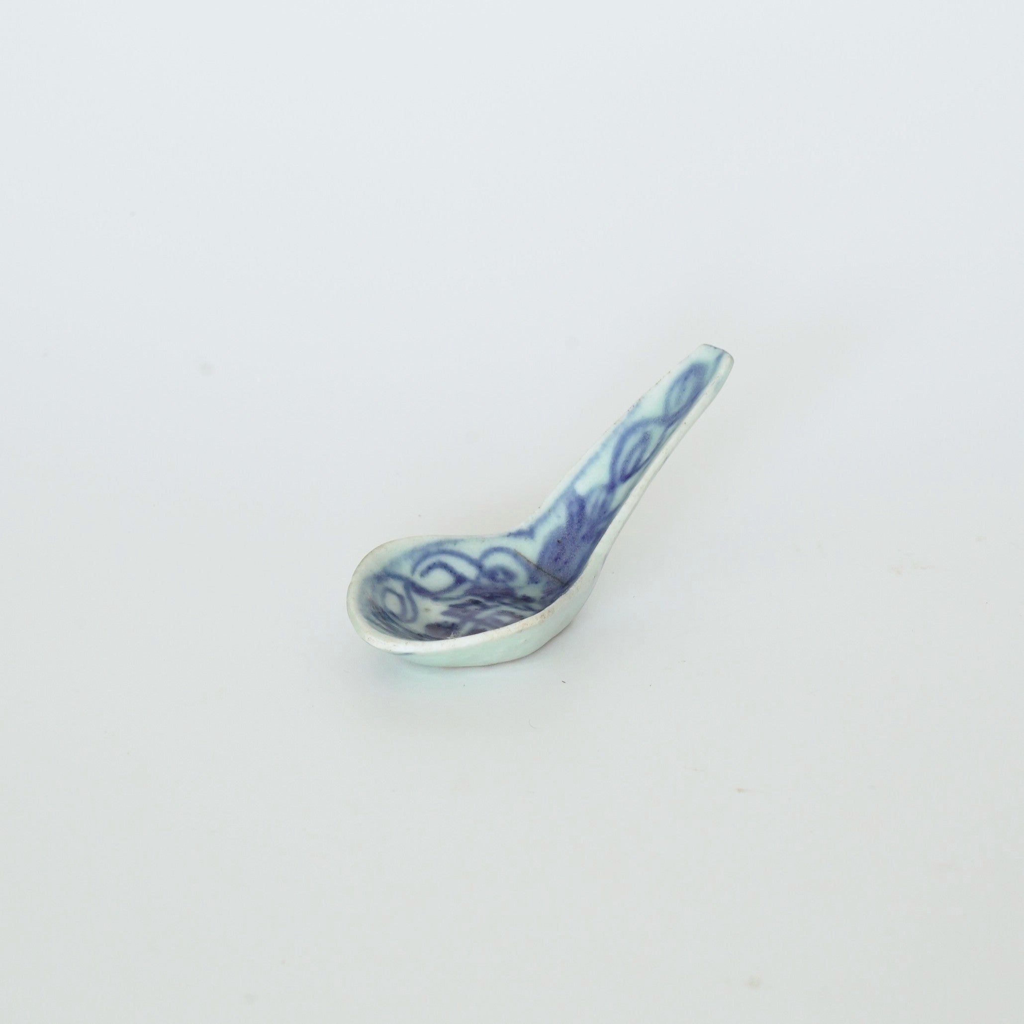 青花双喜文レンゲ①