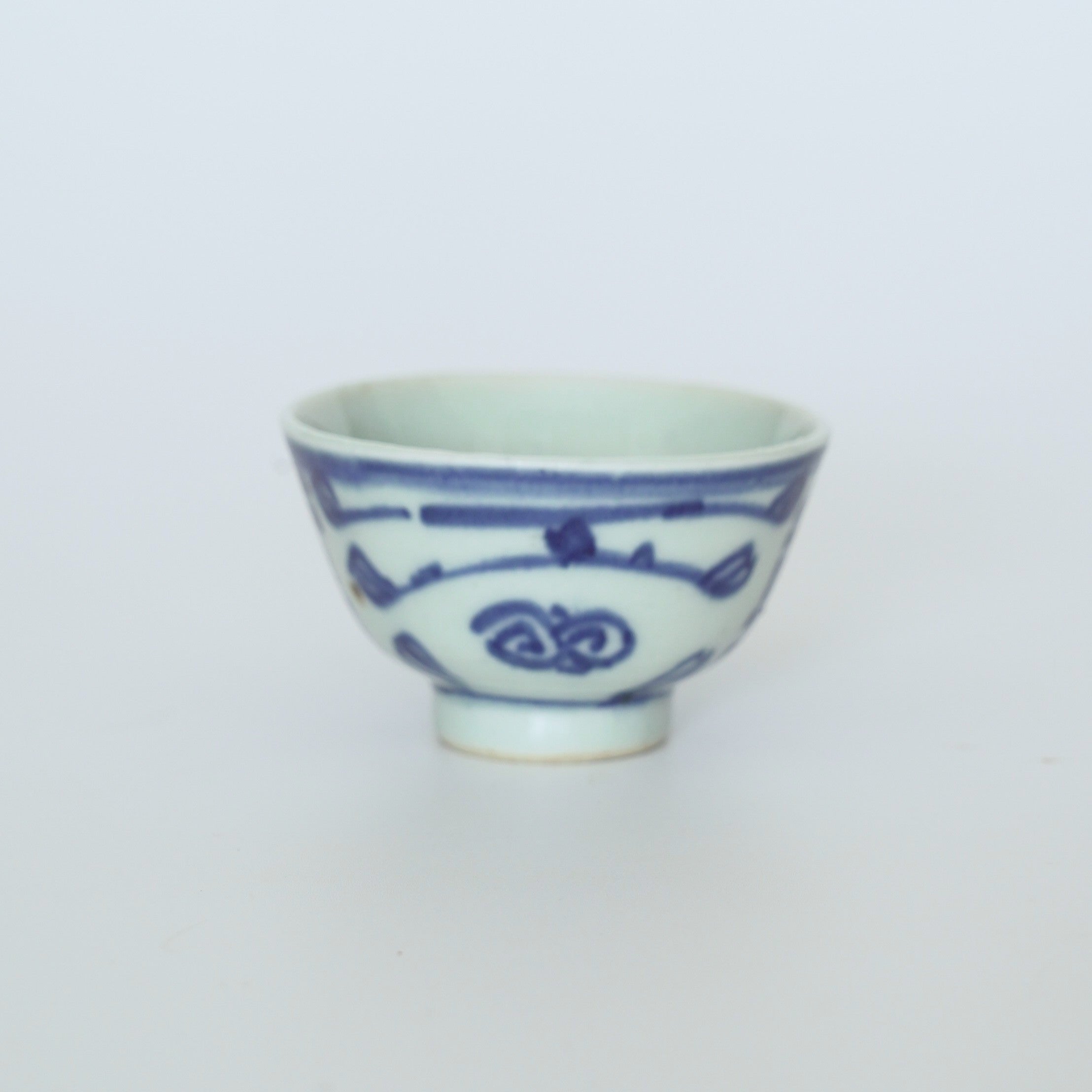 青花双喜文茶杯⑦