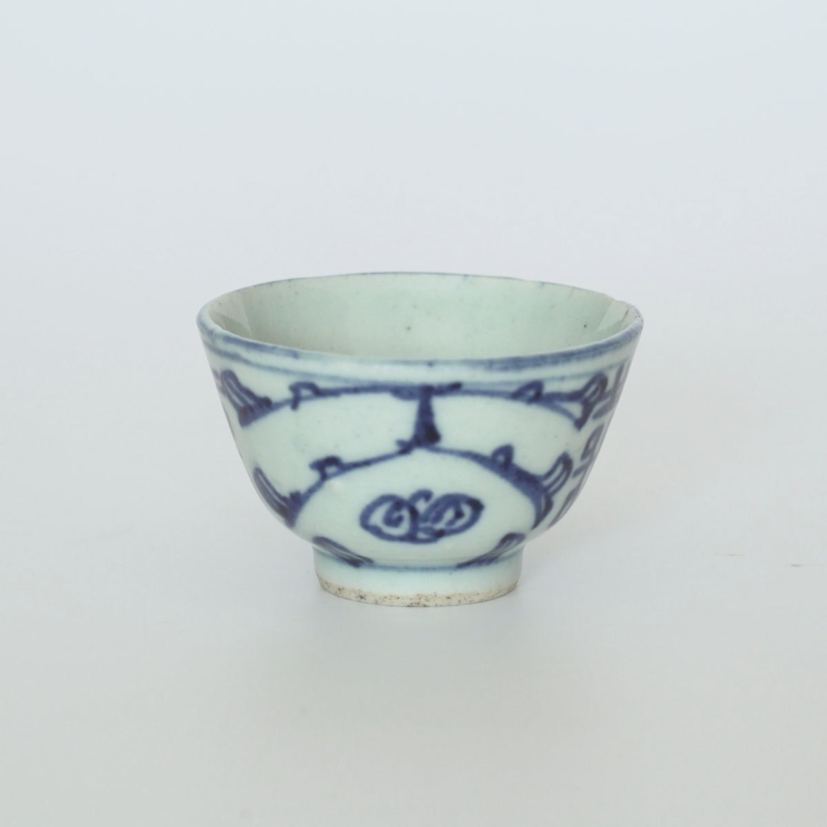 青花双喜文茶杯⑪