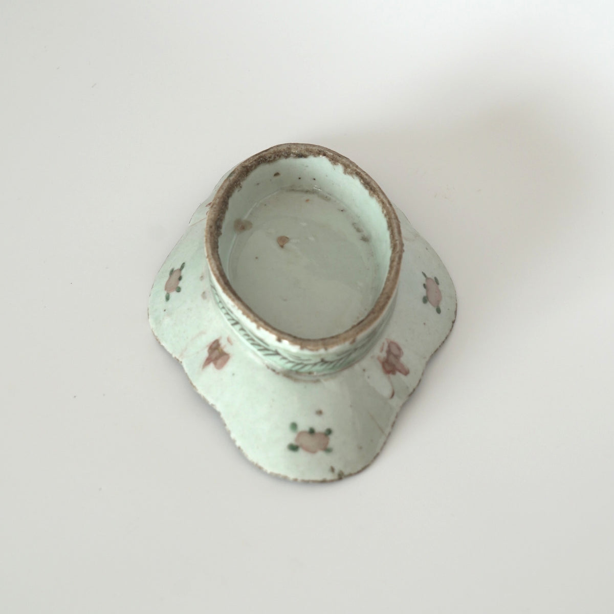 粉彩高足皿⑬