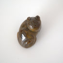 石製回頭猫茶枕 右①