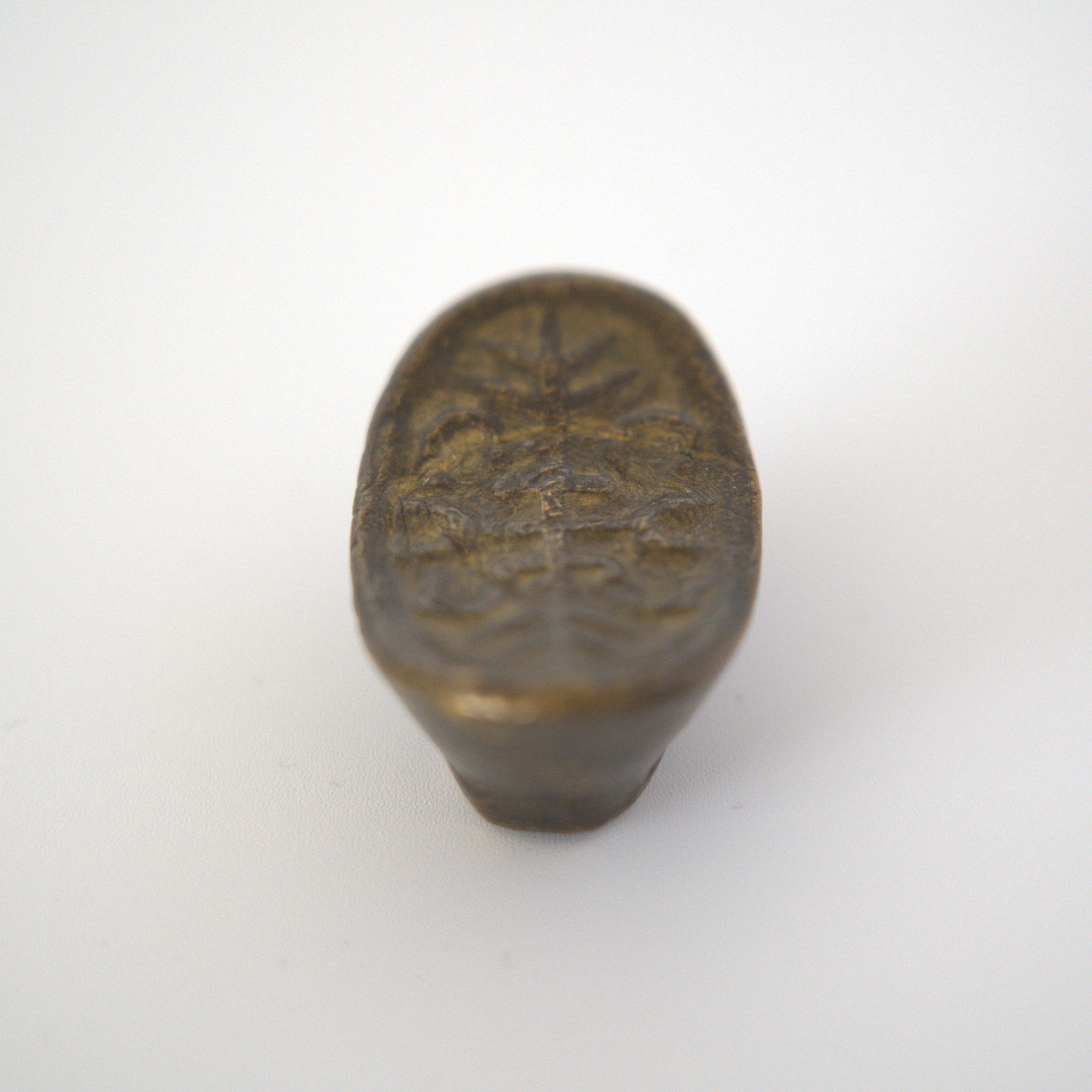 銅製寿字元宝茶枕 ①