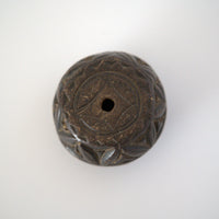 陶製七宝文蓋置 ①