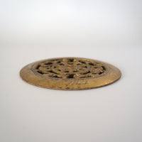 金彩木彫円型唐草文壺承