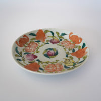 粉彩七宝三多文皿