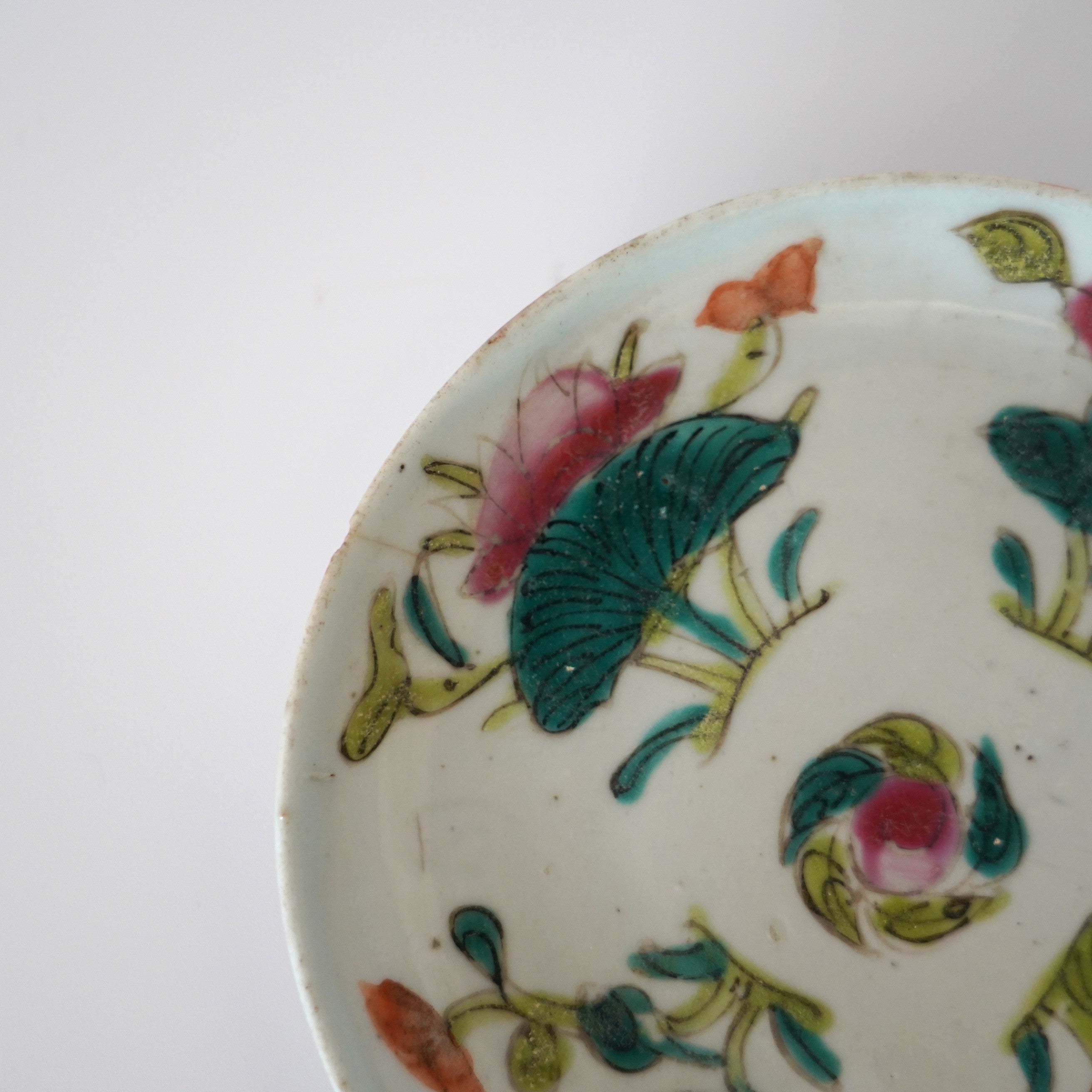 粉彩四季花文皿 ②