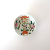 粉彩七宝三多文豆皿 ②