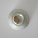 青磁葵文古酒杯 ②