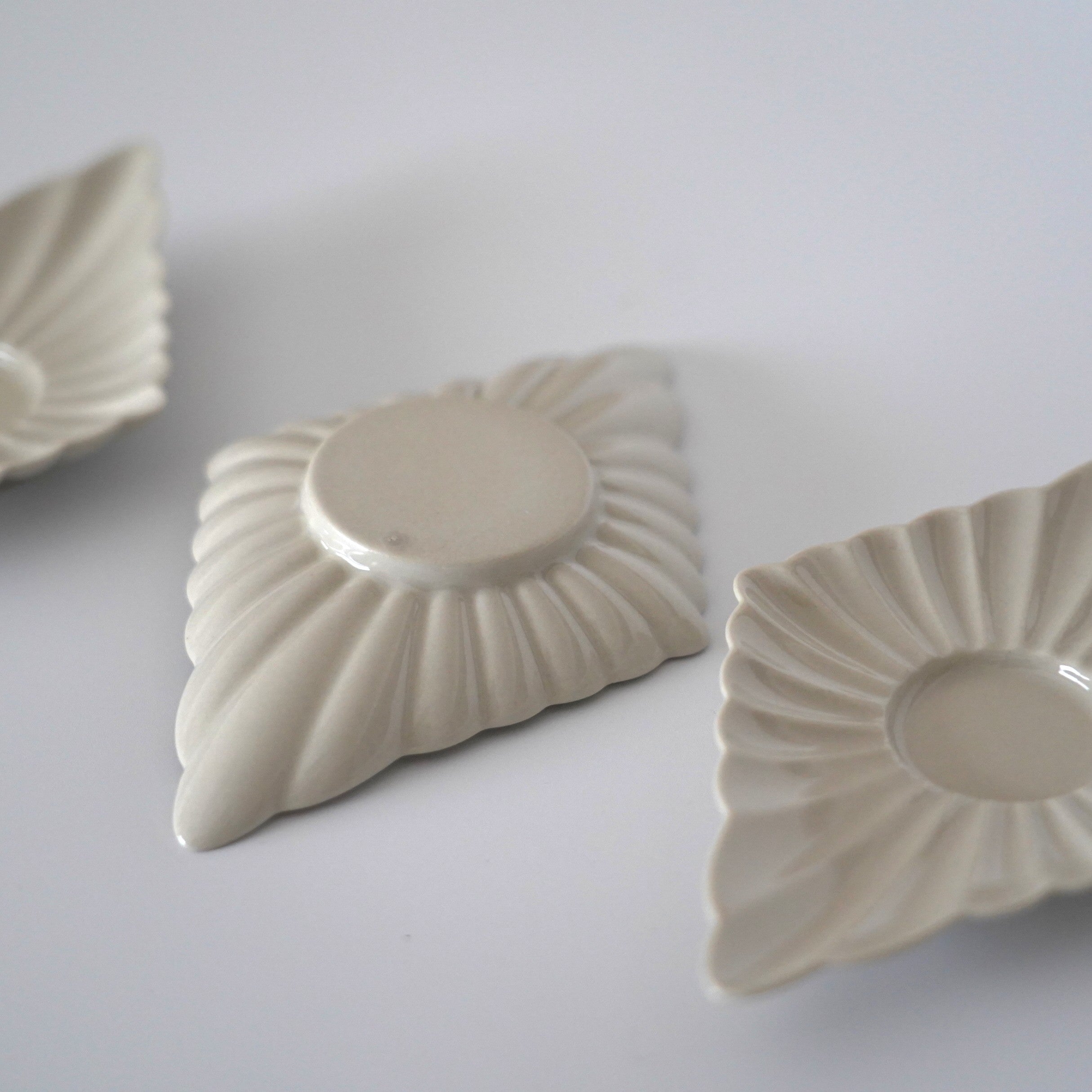 草木灰釉菱形茶托3枚セット