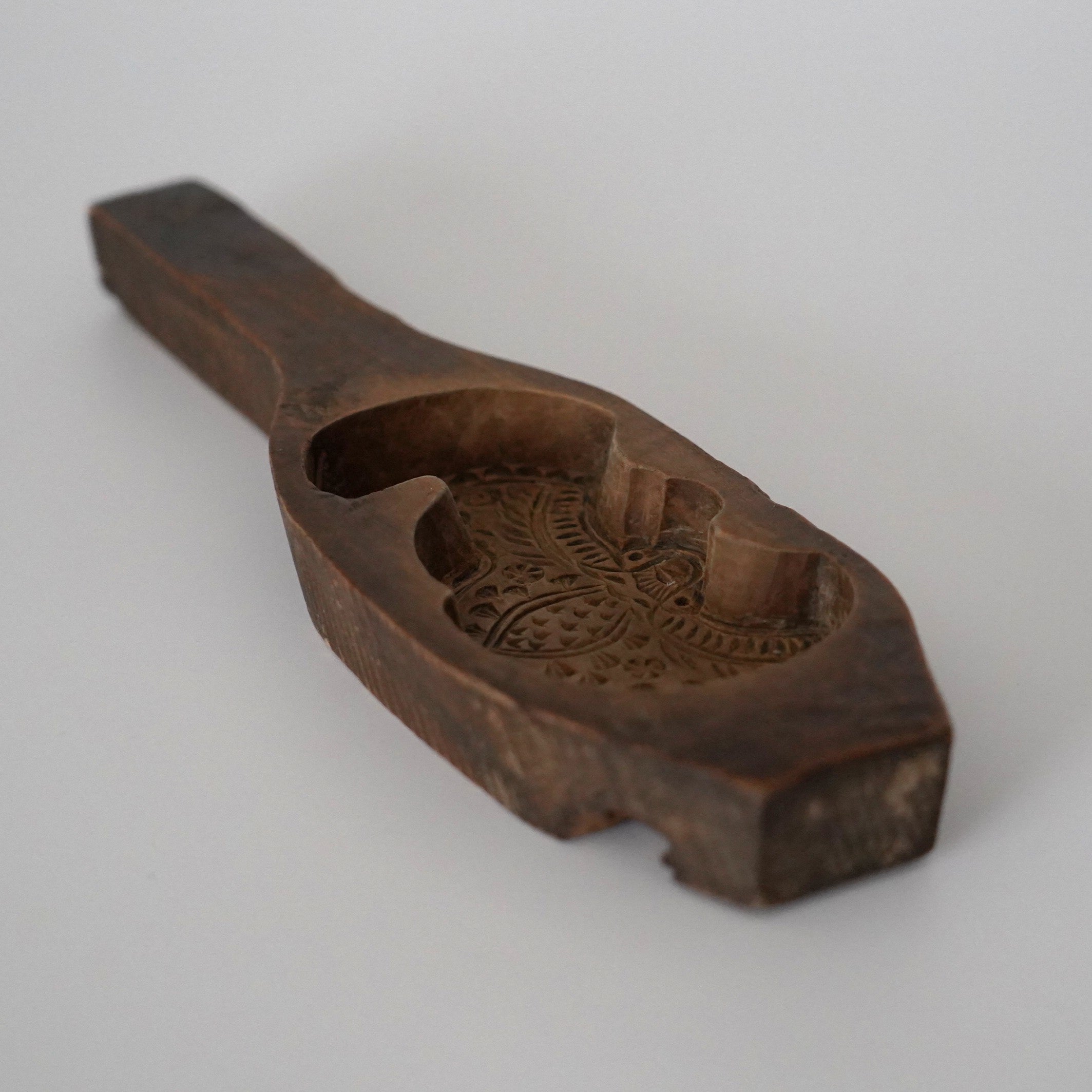 木彫蝙蝠文月餅型