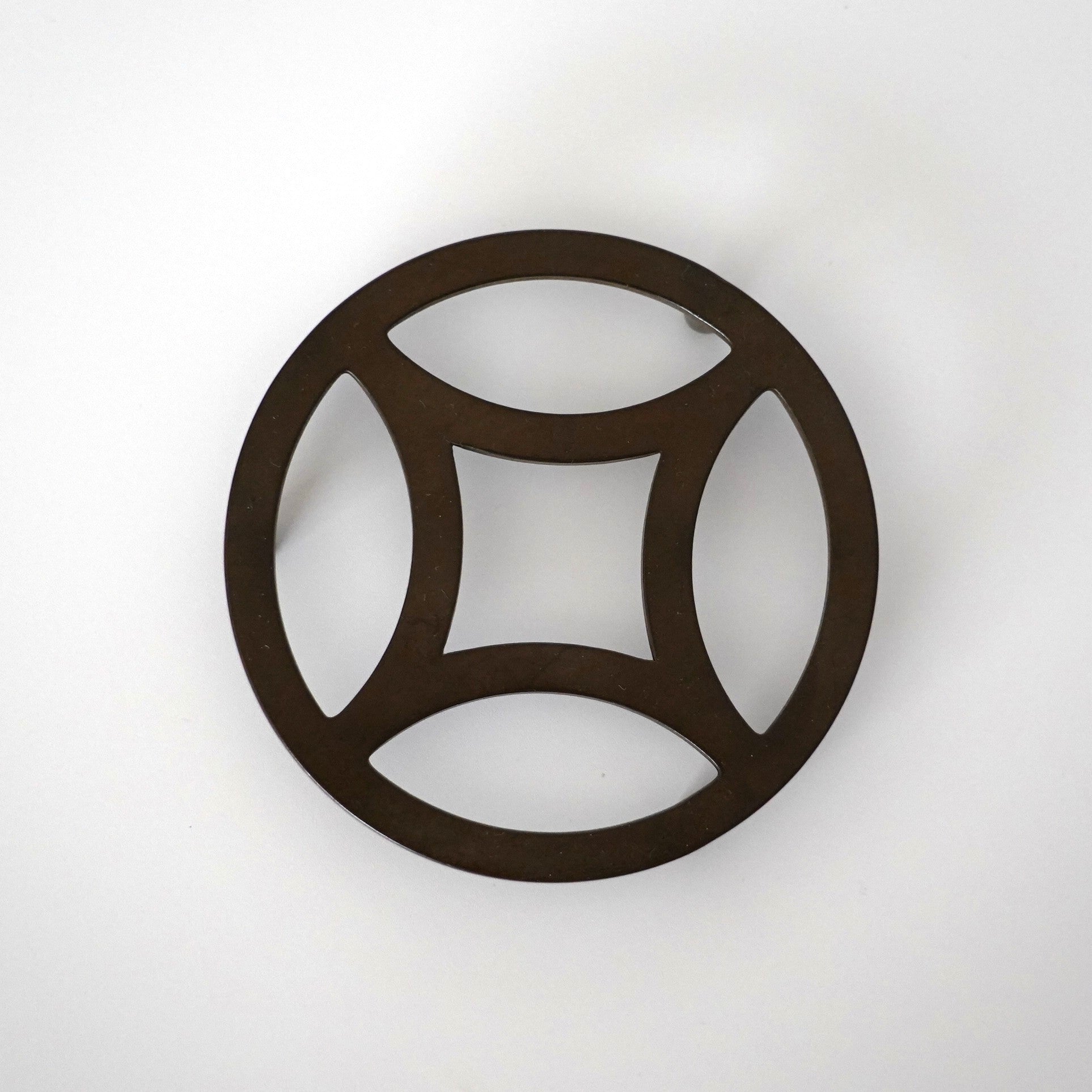 銅製七宝文壺承