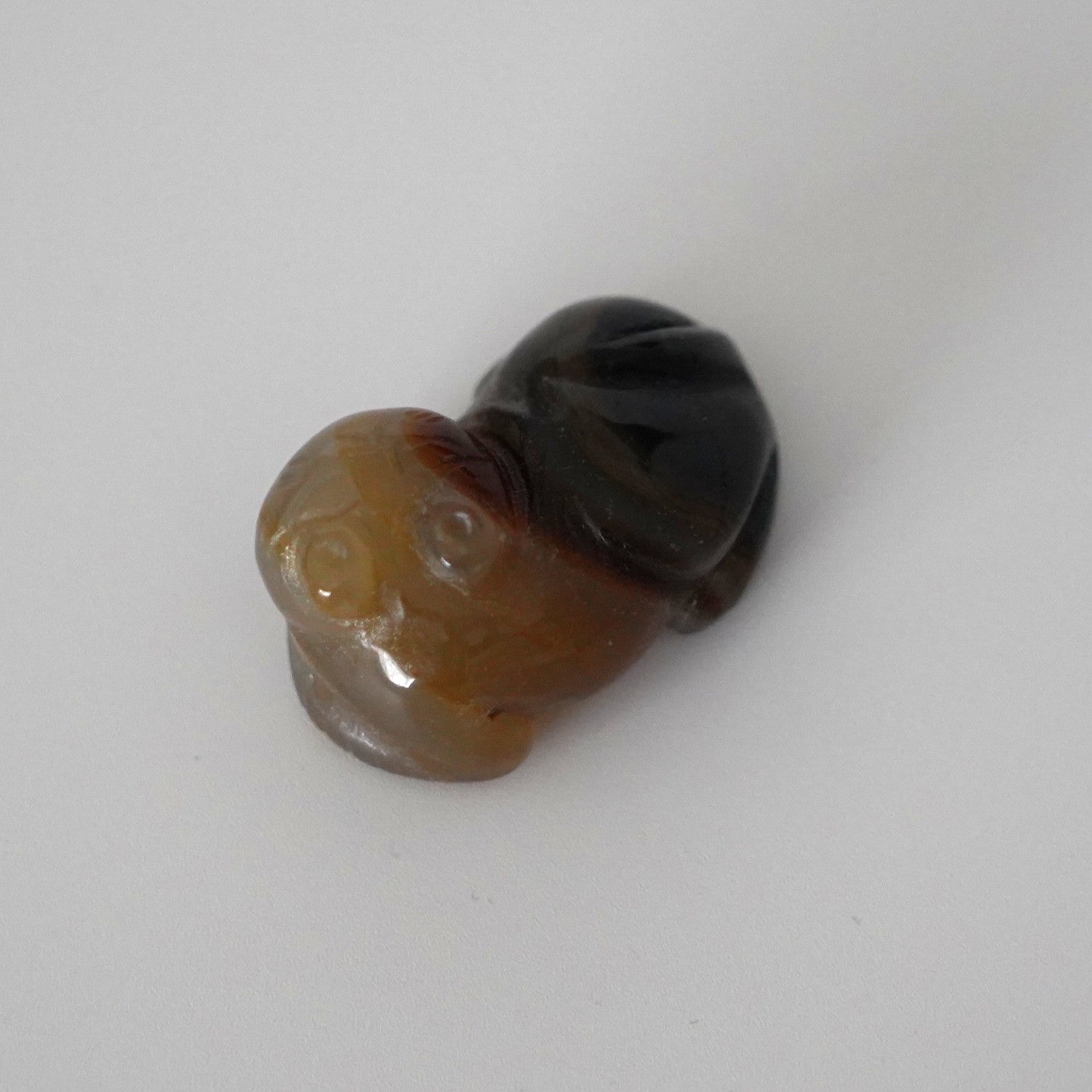 石製回頭猫茶枕右③