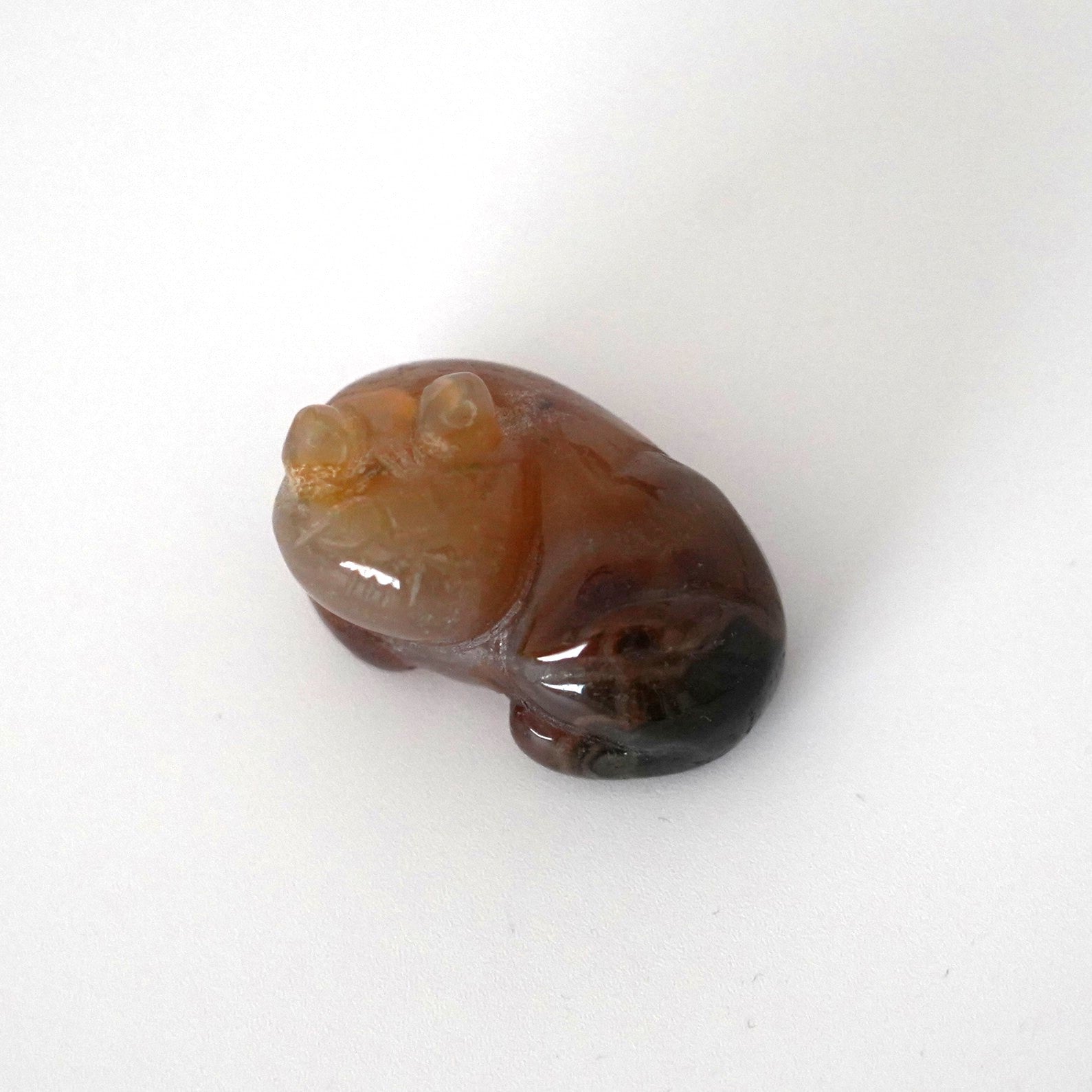 石製回頭猫茶枕左 ④　