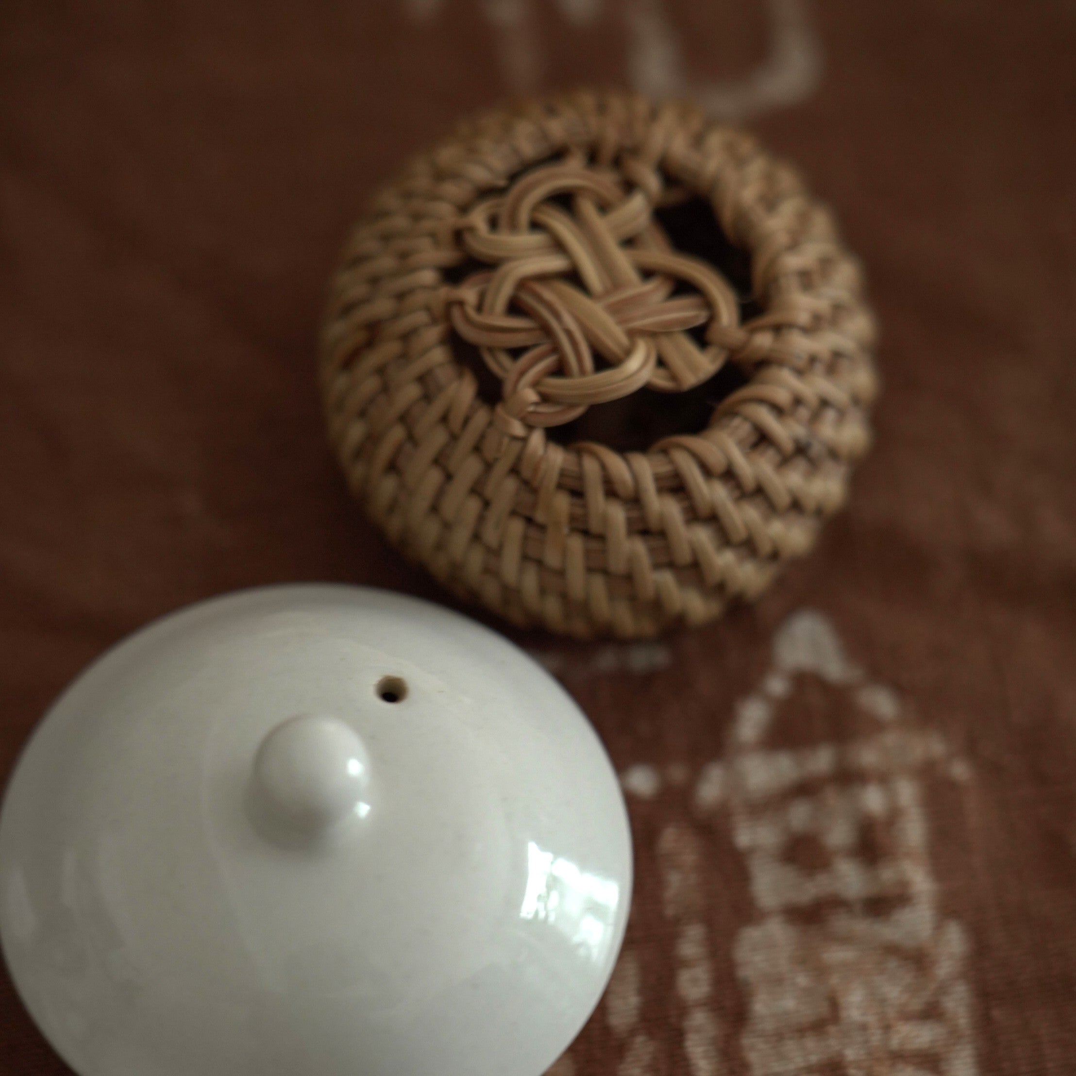 籐製中国結蓋置