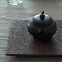 木製正方壺承　クルミ