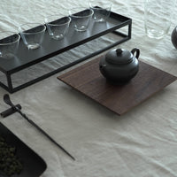 木製正方壺承　クルミ