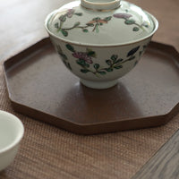 粉彩四季花文蓋碗①