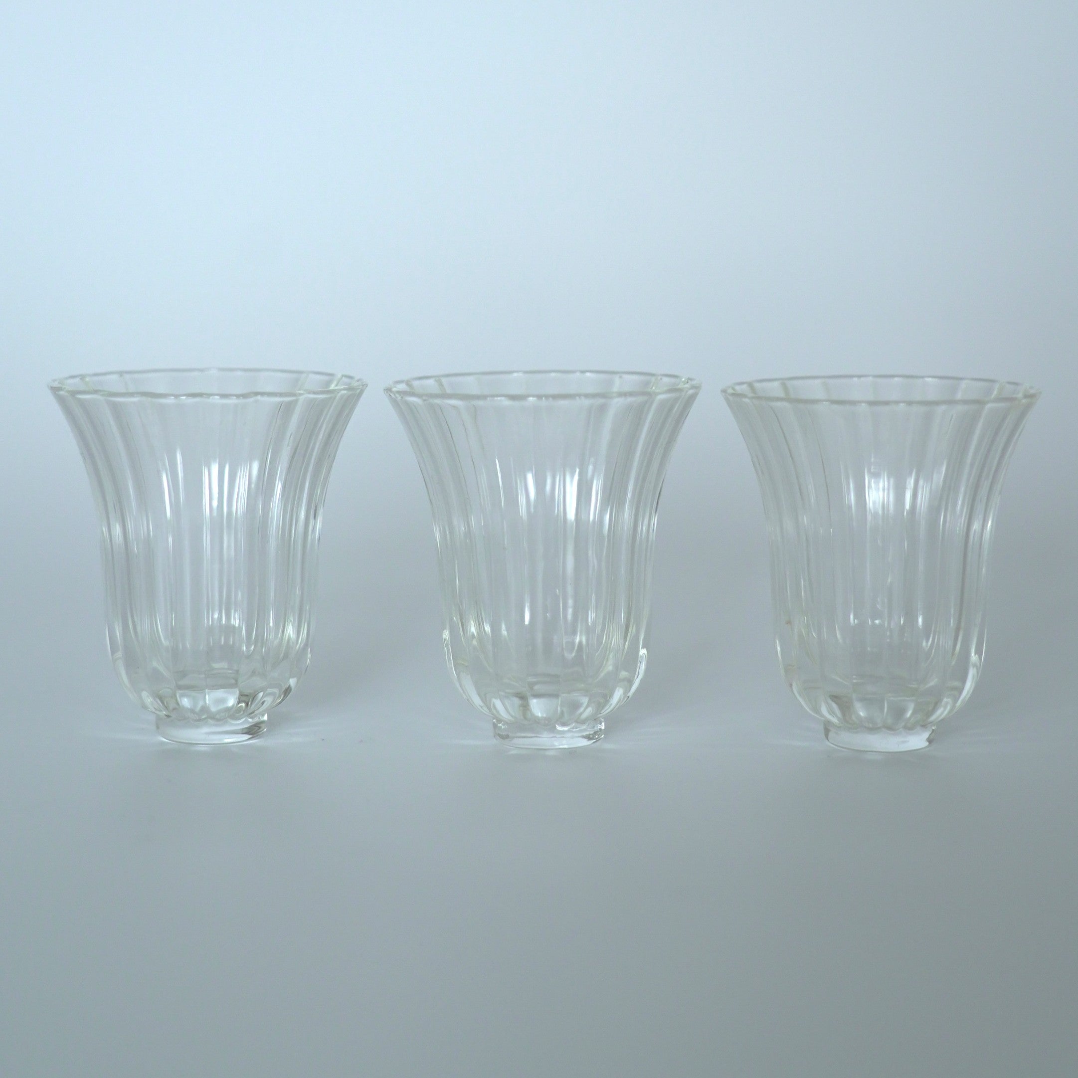 【蚤の市】玻璃輪花茶杯3個セット