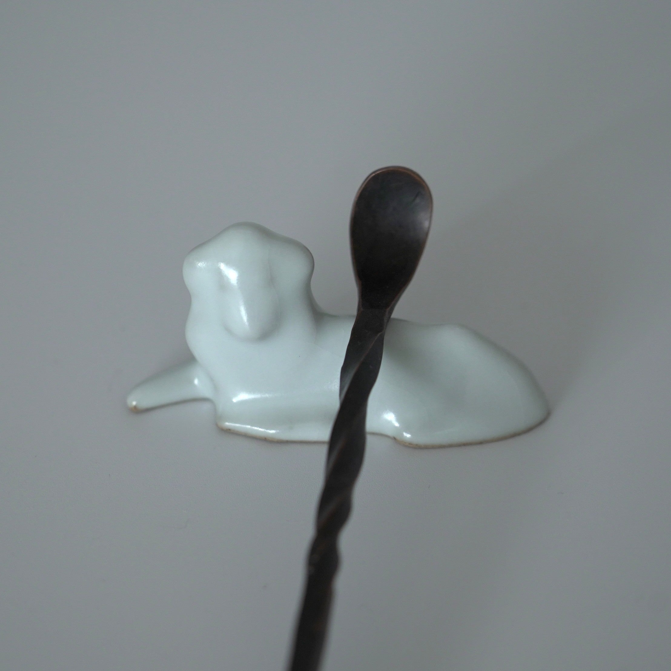 【蚤の市】茶枕・獅子
