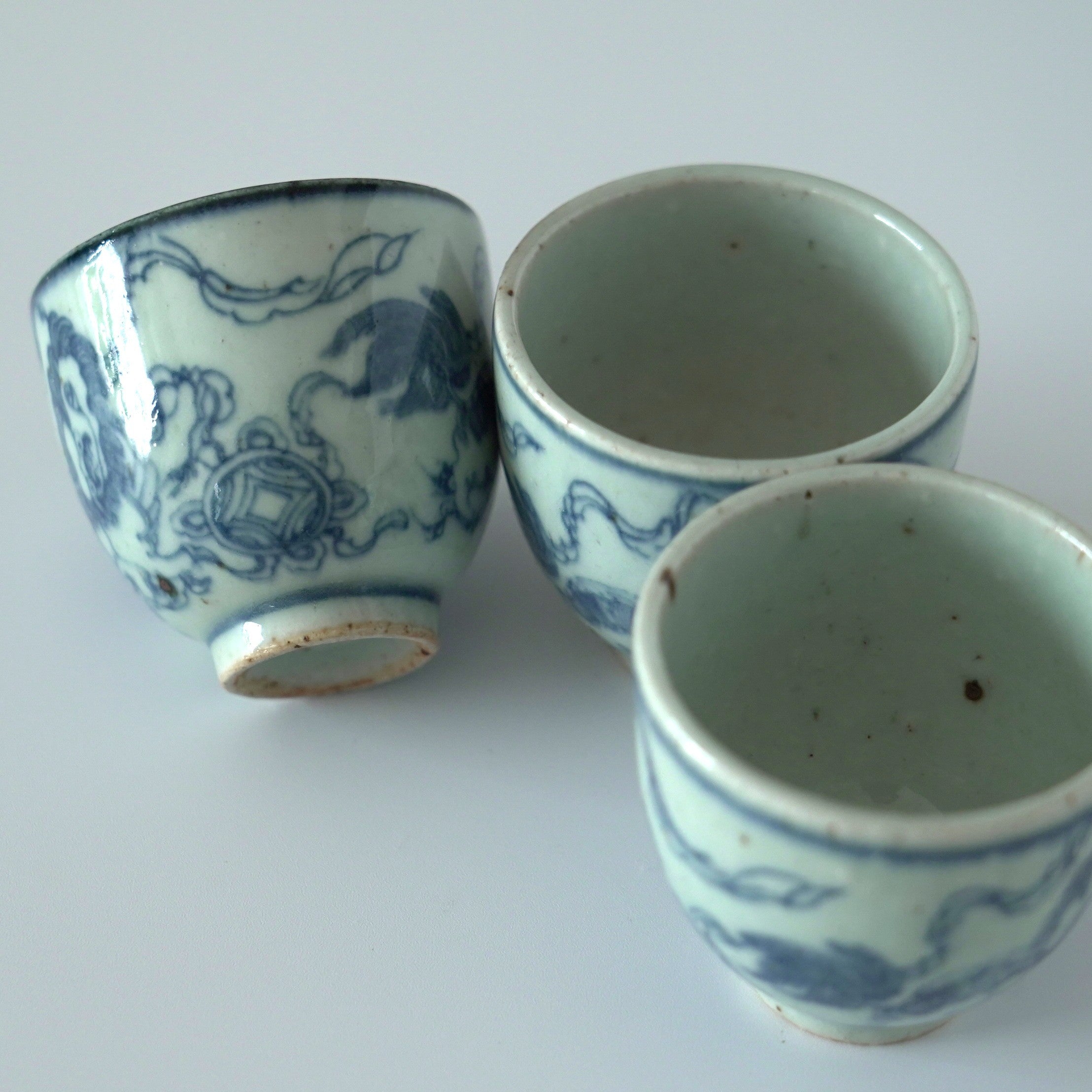 【蚤の市】青花七宝獅子文茶杯3個セット