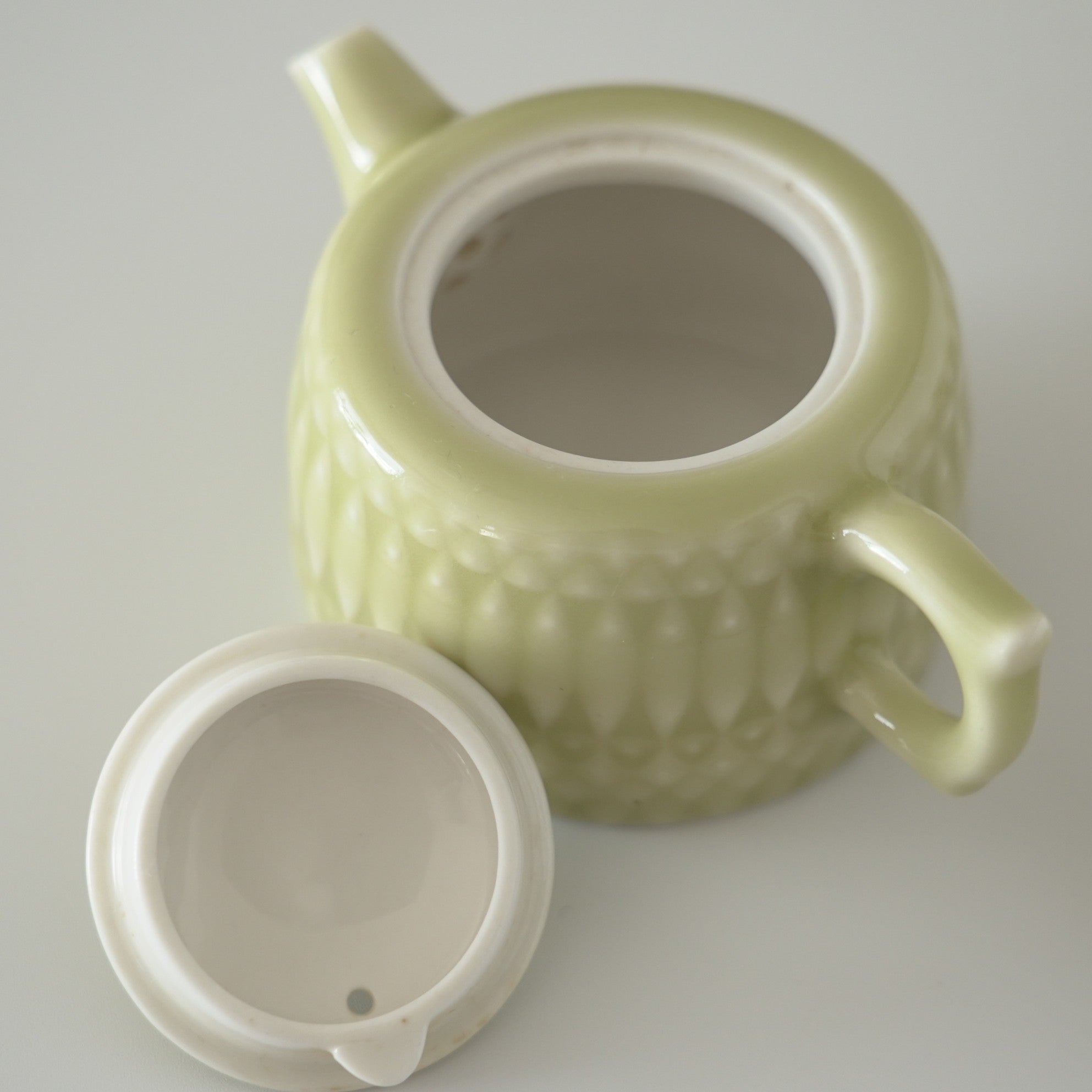 【蚤の市】刻花魚文茶壺茶杯茶托セット